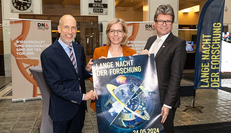 Arbeitsminister Martin Kocher, Klimaschutzministerin Leonore Gewessler und Bildungsminister Martin Polaschek